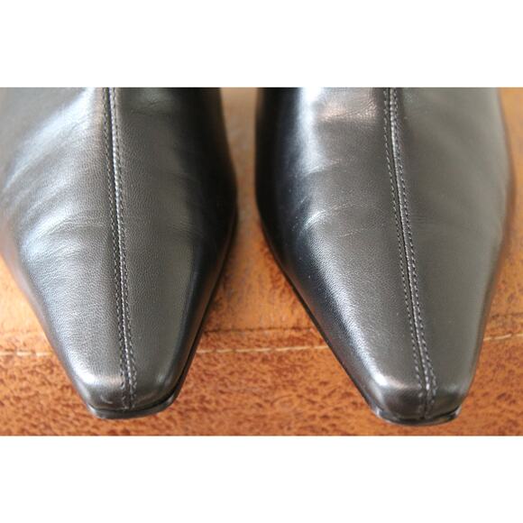 Vintage Bandolino Black Leather Pointed Toe Heeled Ankle Boots - Picture 8 of 9